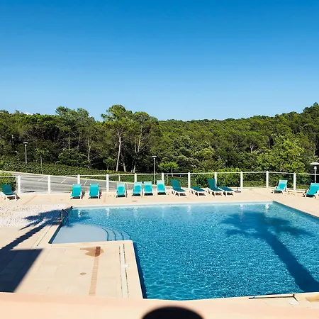 Les Parasols D'argens * Roquebrune-sur Argens
